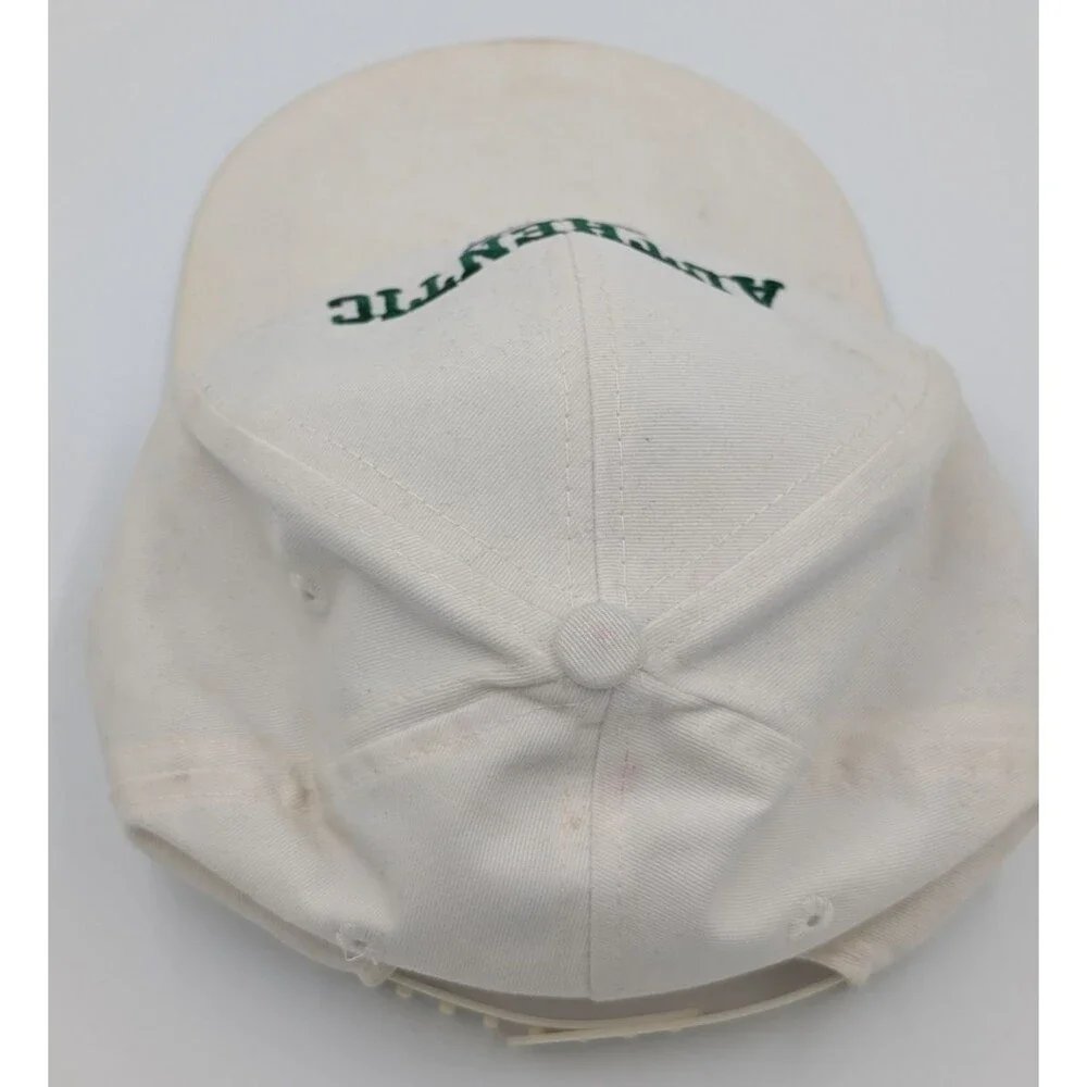 Authentic GAP Women’s White Hat Cap  Snapback Size Medium